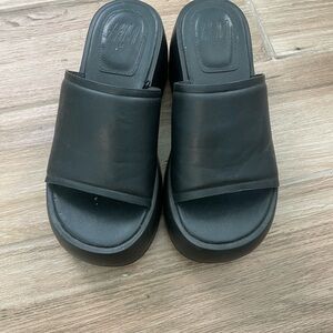 H&M Black Platform Slide Sandals